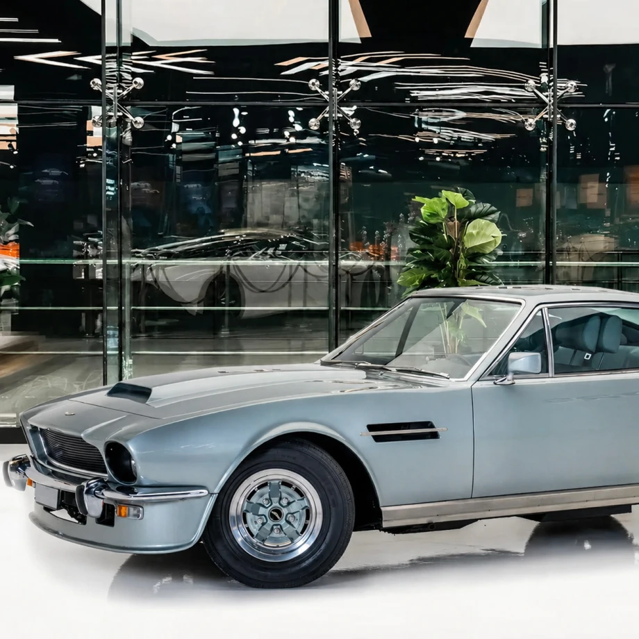 Aston-Martin V8
